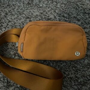 NWOT Lululemon Belt Bag
